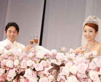 神田うのの結婚式画像